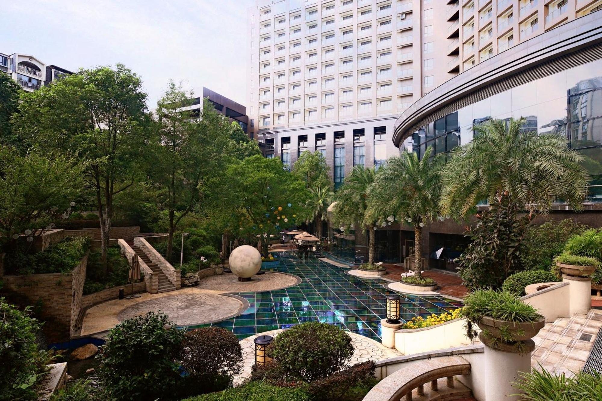 Hotel Crowne Plaza Chengdu West By Ihg Exterior foto
